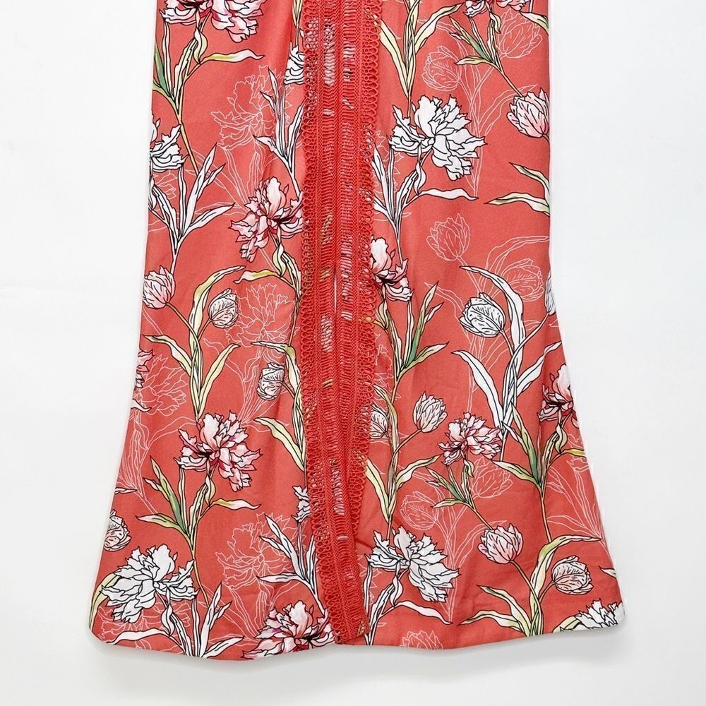 Finders Keepers Floral Lace Midi Dress Size Small - Picture 9 of 13
